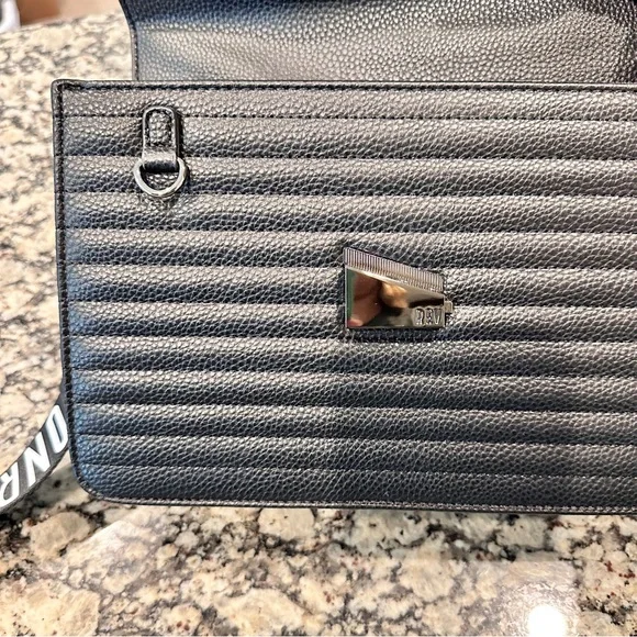 Rad Rev Edgy Crossbody Bag in Pebble black - Picture 5 of 7